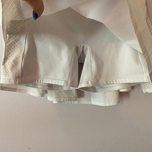 SPANX Get Moving White Tennis Skort Pickleball Skirt Athleisure Women size Small - Picture 5 of 9